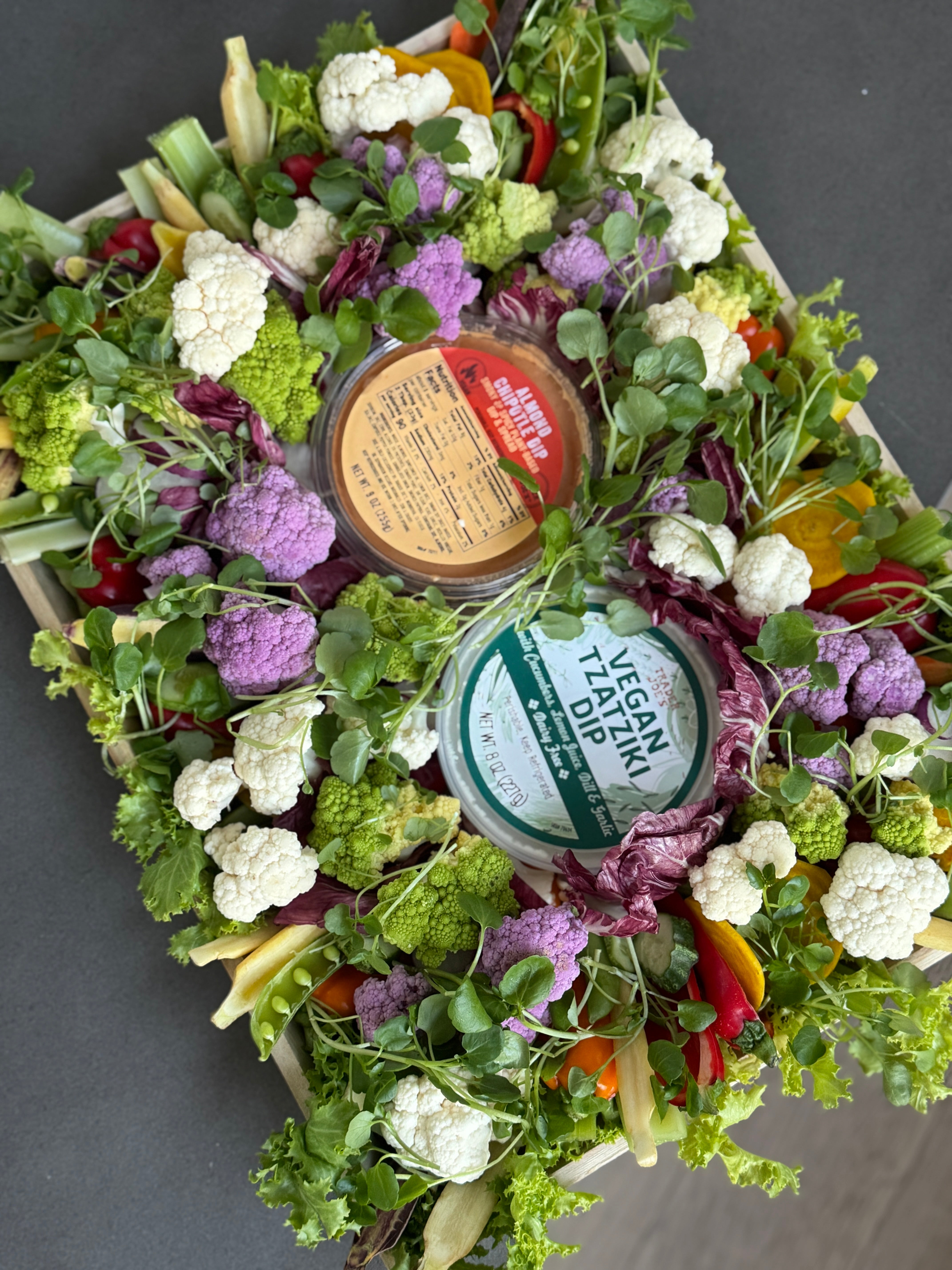 Large board with 2 dips