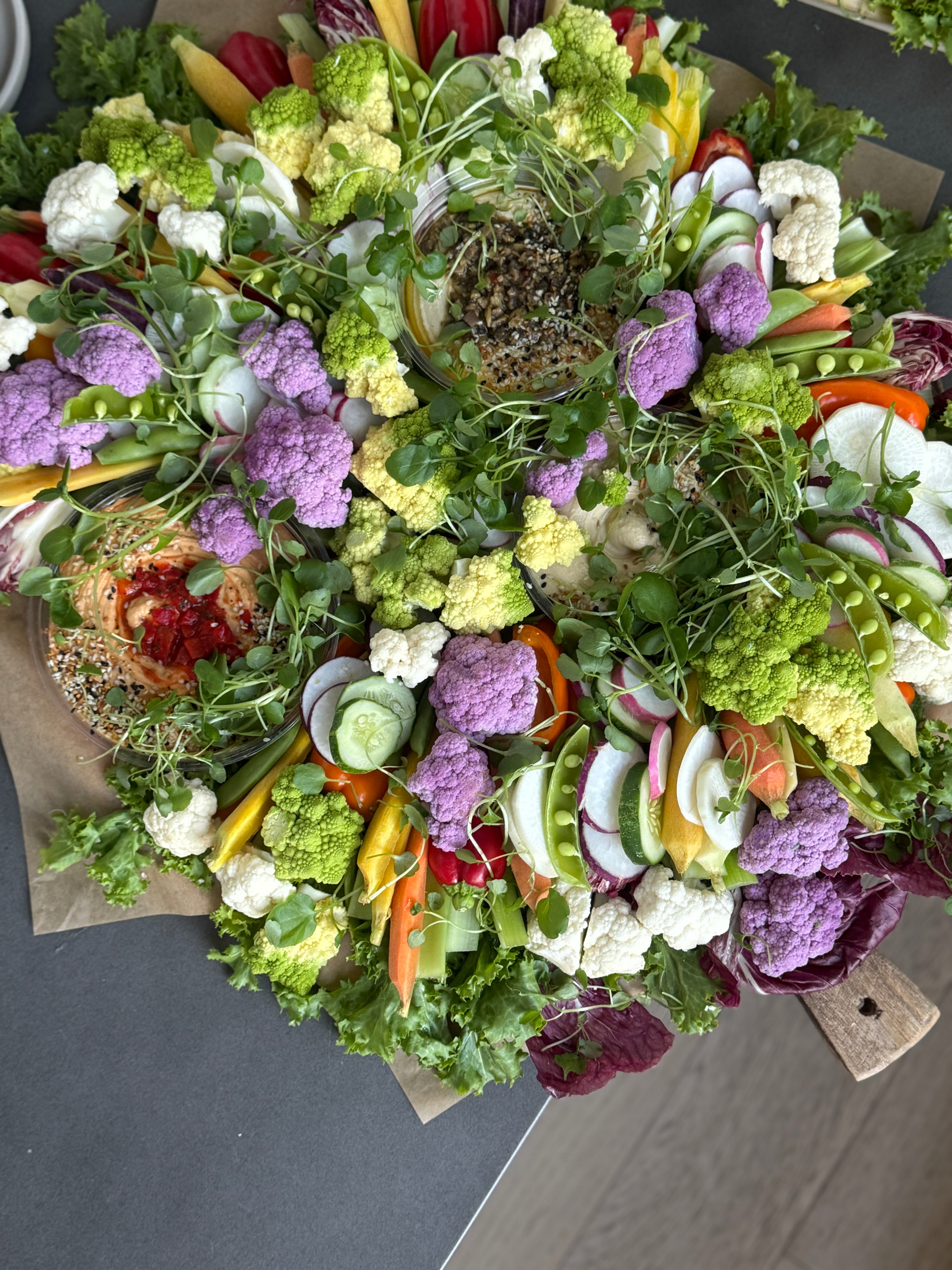 Large board with 2/3 dips